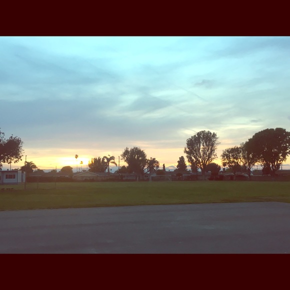 Meet your Posher, Charis - Picture 1 of 1